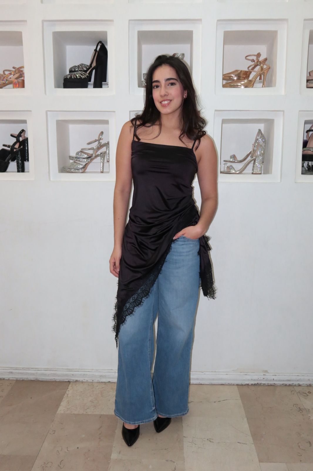 Vestido asimétrico de satin